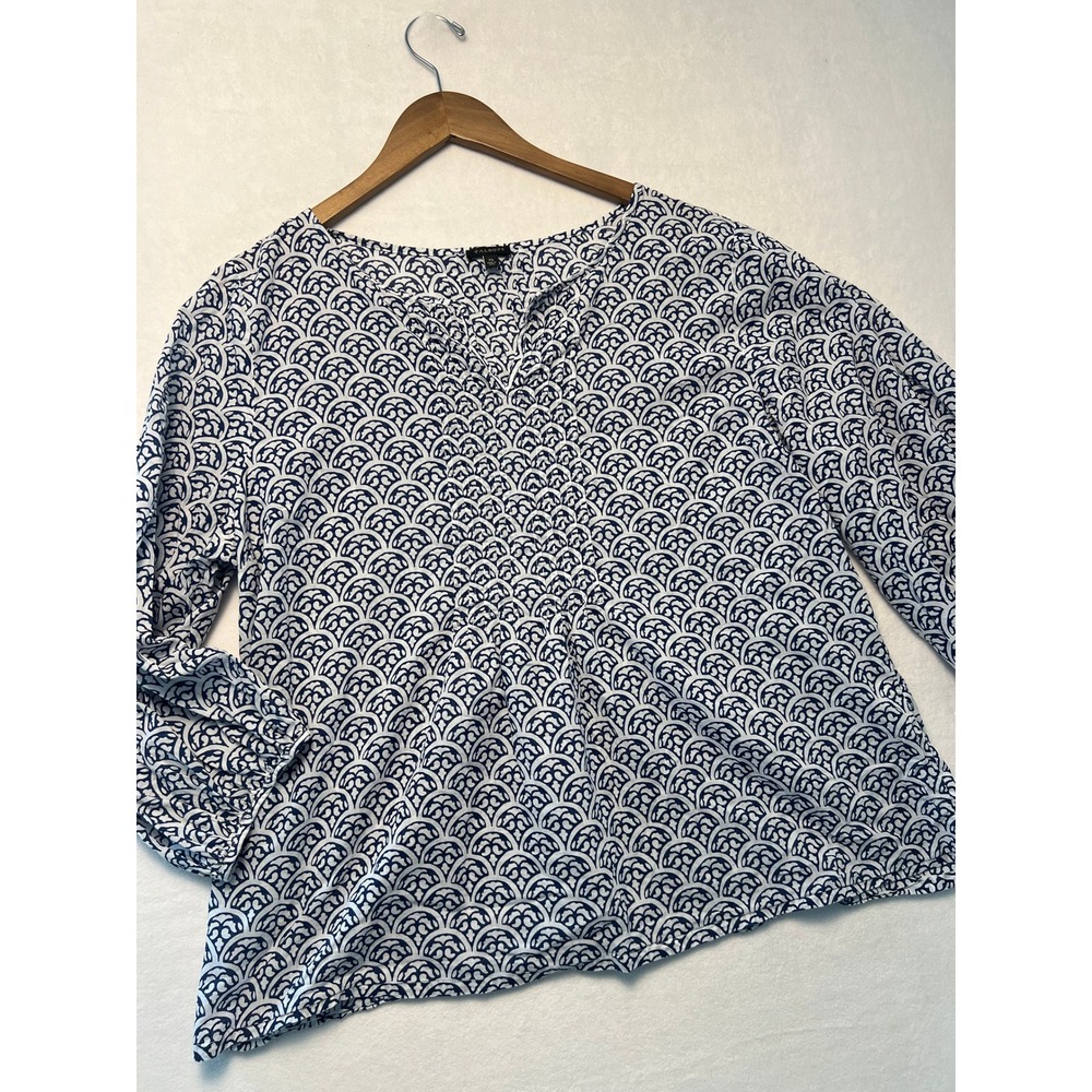 Talbots XL Blouse Preppy Geometric Navy White Cotton Pintuck Split Neck Top